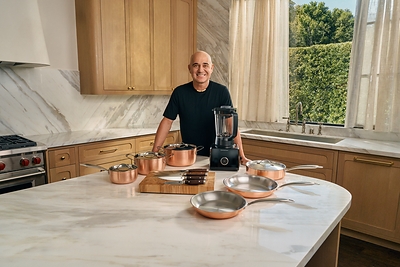LA PERFORMANCE PROFESSIONNELLE À LA MAISON : SILVERCREST PRÉSENTE LA « COLLECTION SIGNATURE » AVEC ANDRE AGASSI