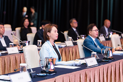 A professional, cross-sectoral review committee composed of representatives from government departments, the banking sector, the business sector and community organizations go through three rounds of rigorous evaluation in order to select the participants for ‘Sands China’s Community Revitalization Programme for Rua das Estalagens 2026.’