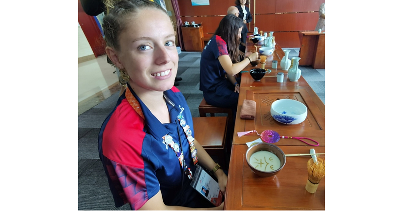 French WorldSkills competitors sample Chinese traditions