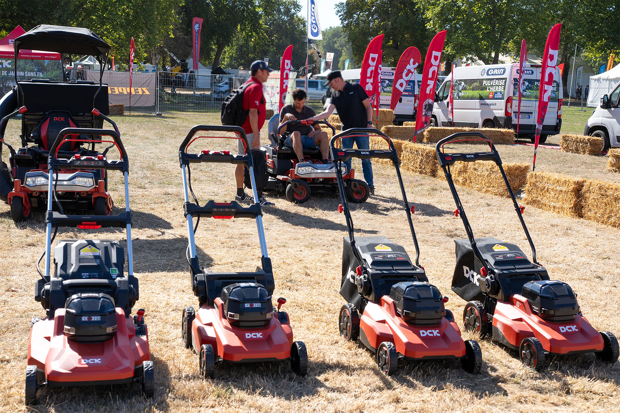 DCK Tools élargit sa gamme d'équipements motorisés d'extérieur à Salonvert 2026