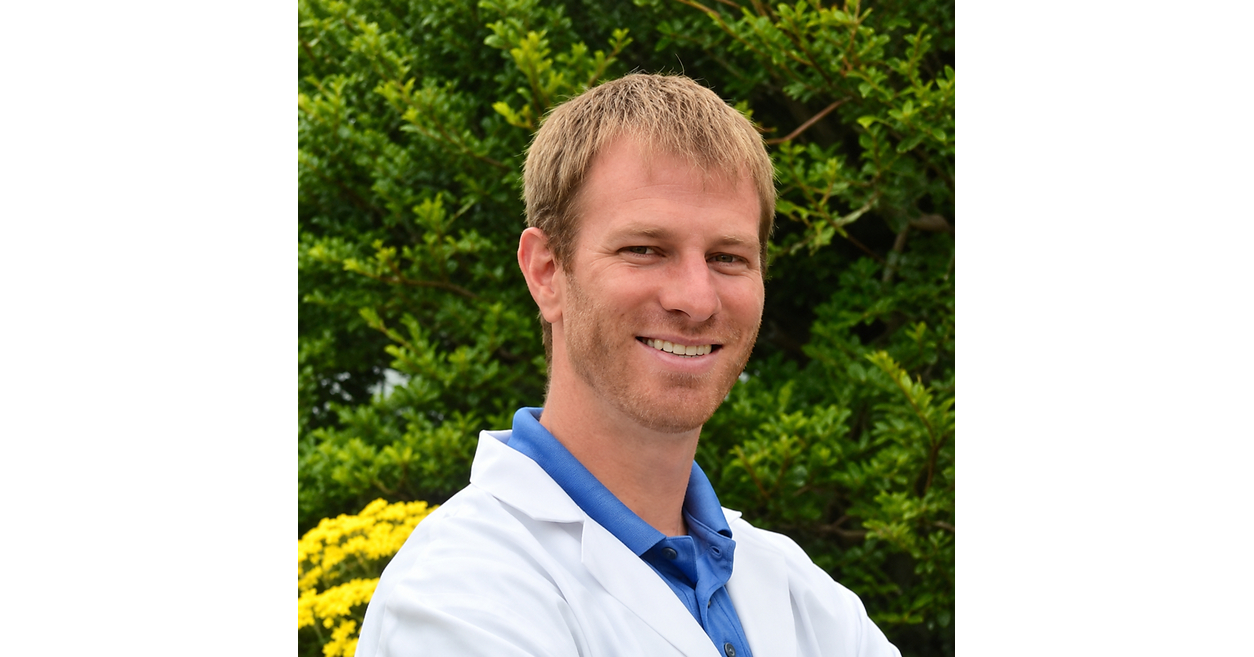 Dental Expert Dr. Scott Martinka Compares Same-Day Crowns & Traditional Crowns in HelloNation