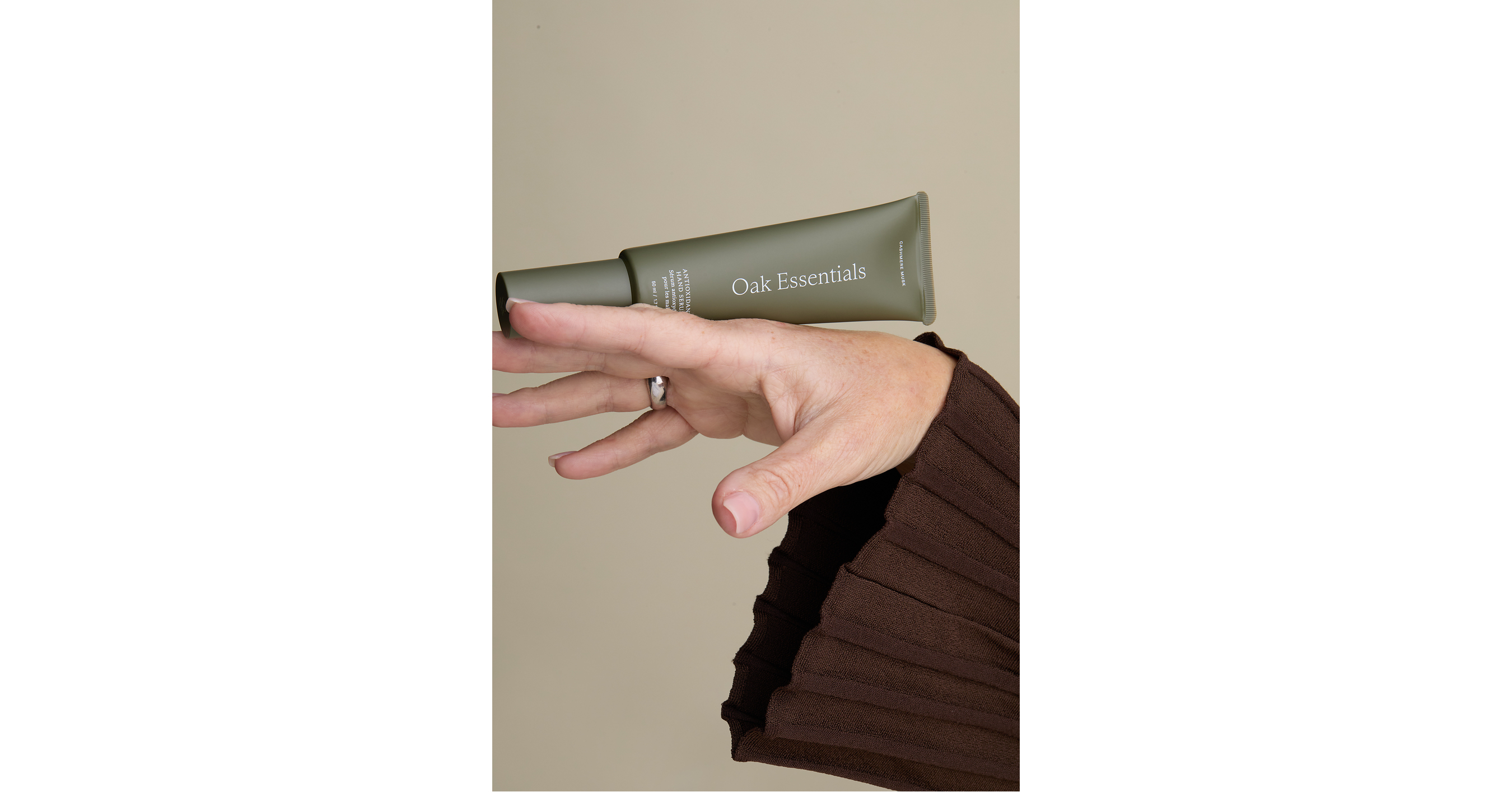 Oak Essentials Launches Antioxidant Hand Serum