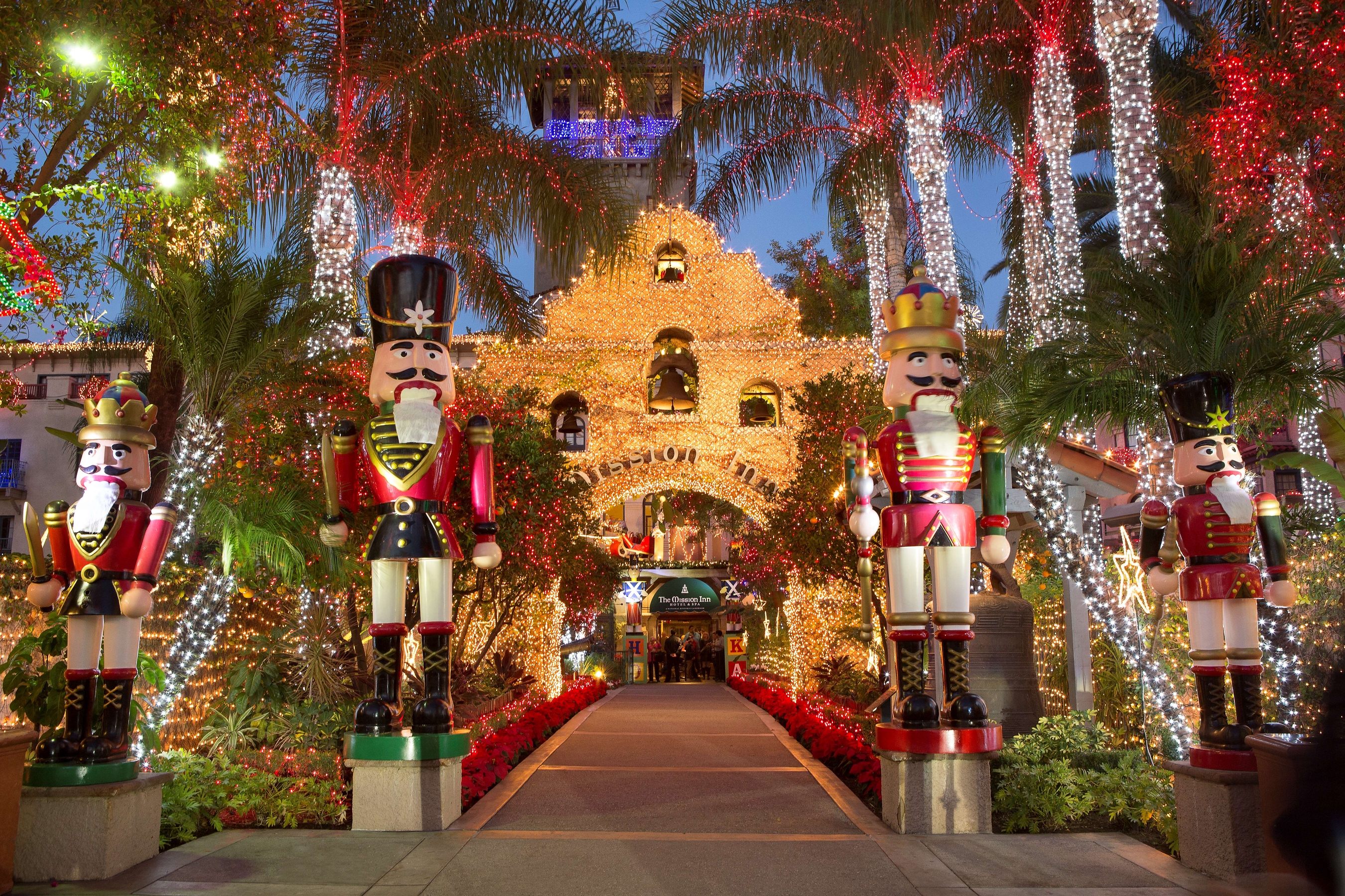 The Mission Inn Hotel &amp; Spa Prepares for Its 34th Annual Festival of Lights, Transforming Downtown Riverside Into a Holiday Wonderland