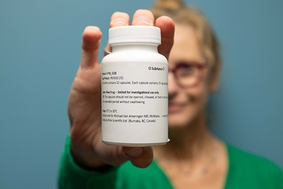 Exploring the use of psilocybin capsules in clinical research for chronic pain and mental health conditions.