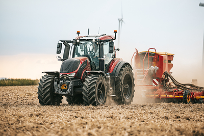 6th Generation Valtra T Series Delivers Strong Performance and User Experience