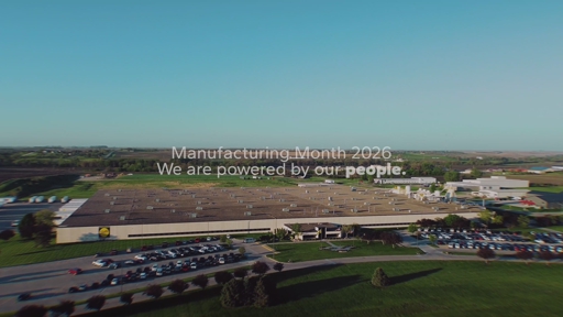 As Pella Corporation celebrates Manufacturing Month this October, “Powered by People, Connected to What’s Next” reflects the people and purpose behind its work. Pella’s manufacturing team members bring skill, dedication and pride to building quality products for customers, supporting one another and shaping what’s next.