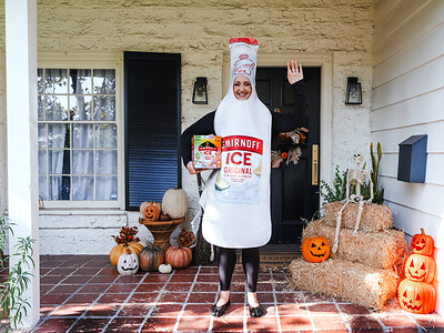 Later this month, Brittany will host Smirnoff Ice’s first-ever Halloween bash—an over-the-top night of spooky surprises, unexpected moments and next-level costumes.