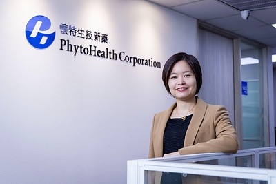 PhytoHealth CEO Angel Lee Recognized for Driving the Advancement of World's First Prescription Drug for Cancer-Related Fatigue