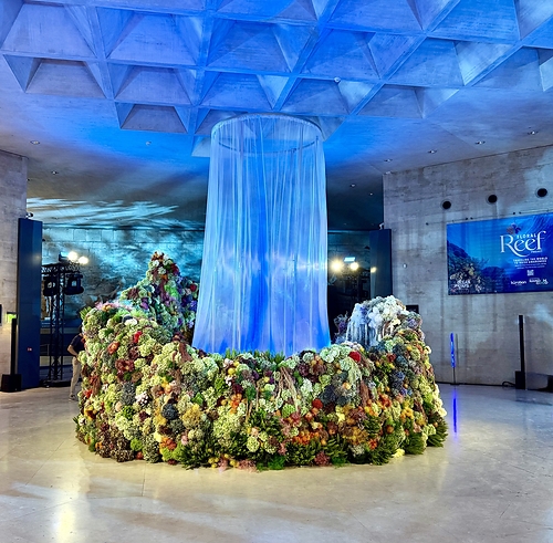 Random Good Created the World's Largest "Floral Reef," at this year's Ocean Days Festival in Paris, France Random Good Created the World's Largest "Floral Reef," at this year's Ocean Days Festival in Paris, France