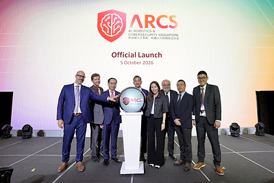 ARC Singapore Co-Chairmen Mr Chia Hock Lai and Mr Ivan Khua, with members of the Executive Committee, mark the official launch of the industry body at the VXA Preview. ARC Singapore Co-Chairmen Mr Chia Hock Lai and Mr Ivan Khua, with members of the Executive Committee, mark the official launch of the industry body at the VXA Preview.