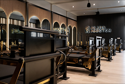 Pilates Addiction Patented, Gold-Plated Aurum™ Reformer Pilates Addiction Patented, Gold-Plated Aurum™ Reformer
