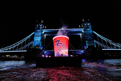 Nongshim Shin Ramyun Campaign on the River Thames in London (Night View with Tower Bridge) Nongshim Shin Ramyun Campaign on the River Thames in London (Night View with Tower Bridge)