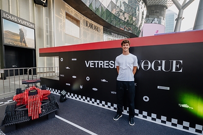 VETRESKA Celebrates "Fast Life. Reimagined." with Global Brand Partner Ollie Bearman in Singapore