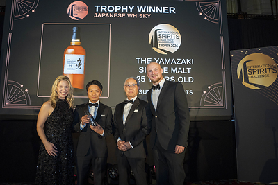 Hidemichi Takaki, Blender, Suntory Spirits Limited, holding the Trophy, alongside Shinji Fukuyo, Chief Blender, The House of Suntory. Photo Credit: Casey Gutteridge Hidemichi Takaki, Blender, Suntory Spirits Limited, holding the Trophy, alongside Shinji Fukuyo, Chief Blender, The House of Suntory. Photo Credit: Casey Gutteridge
