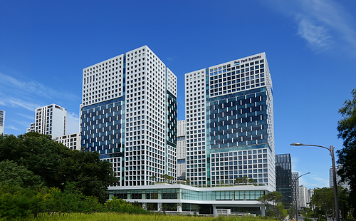 Park Systems Corp., maintained its position as the world's leading AFM manufacturer by revenue for the fourth consecutive year. Park Systems Corp., maintained its position as the world's leading AFM manufacturer by revenue for the fourth consecutive year.