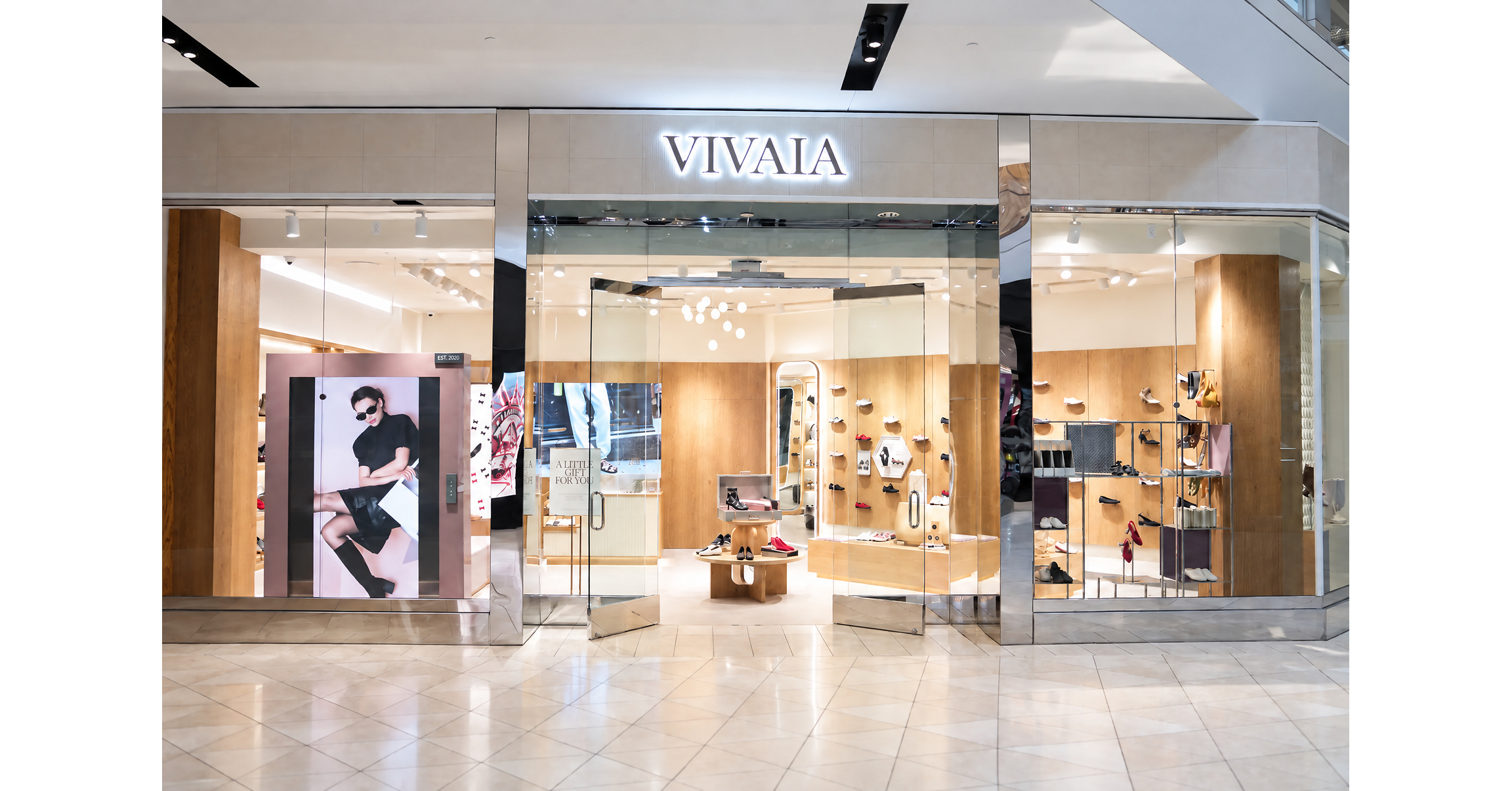 VIVAIA Opens First California Store at Westfield Valley Fair
