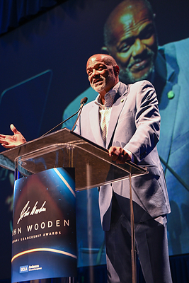 Former UCLA and NBA star Marques Johnson pays tribute to coach John Wooden