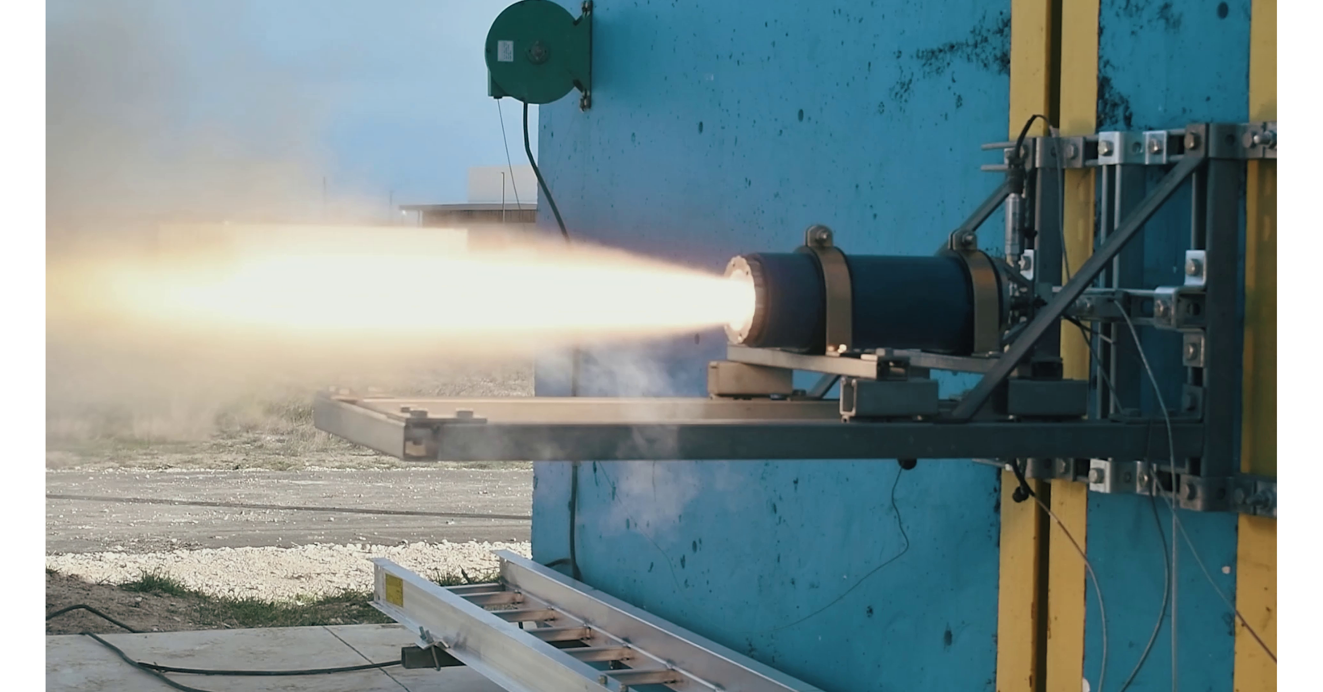 Leidos Selects X-Bow to Provide Rocket Motors for U.S. Army's Low-Cost Cruise Missile