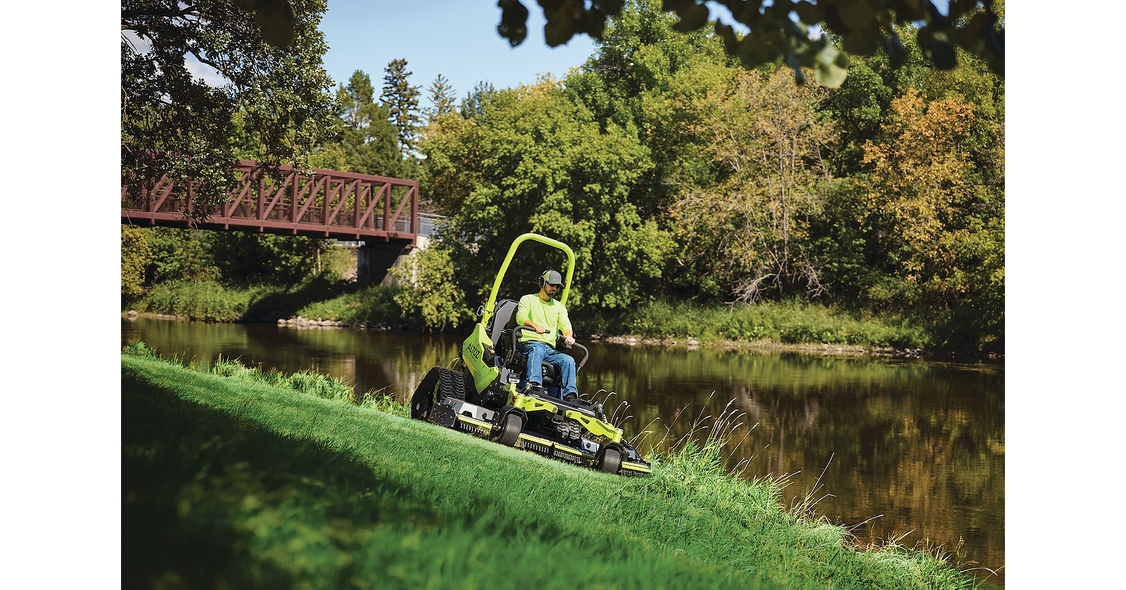 Altoz TFX 766 i Tracked Zero Turn Mower is a Three-Time Winner