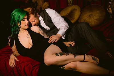 Forget Dinner and Flowers. Couples Are Getting Naked for Their Anniversaries.