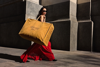 Chipotle’s limited-edition Big Ass Chipotle Bag is a larger-than-life take on the brand’s iconic to-go bag, created to celebrate Family Meals, its digital-exclusive group offering designed to serve four to six people.