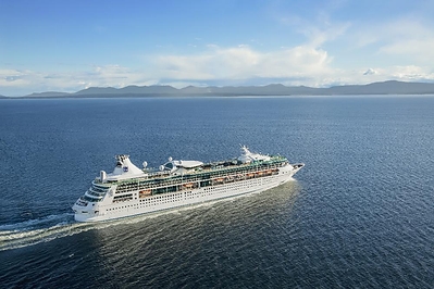Rhapsody of the Seas features a lineup of ways to relax and adventure, from rock climbing to dining on fresh sushi and Asian-inspired fare at Izumi, to taking in original entertainment and enjoying quality time under the sun or stars with the poolside movie screen. 