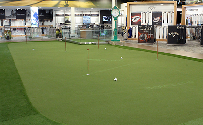 GOLF TOWN UNVEILS FIRST FLAGSHIP LOCATION IN OAKVILLE, ONTARIO