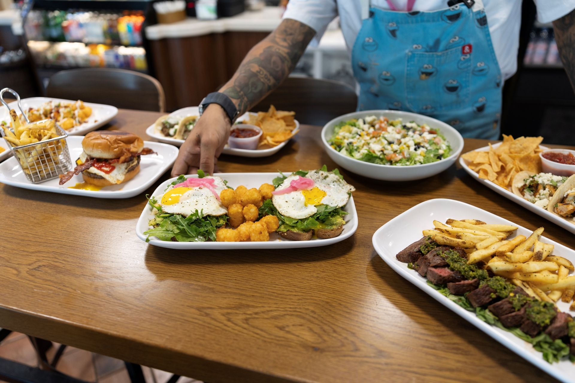 Ontario International Airport serves up fresh flavors with new restaurant menus and celebratory lounge cocktails