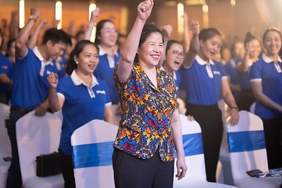 Ms. Mai Kieu Lien with Vinamilk’s next generation, continuing the company’s development journey Ms. Mai Kieu Lien with Vinamilk’s next generation, continuing the company’s development journey