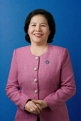 Fortune names Ms. Mai Kieu Lien among Asia’s 100 Most Powerful Women for the third consecutive year Fortune names Ms. Mai Kieu Lien among Asia’s 100 Most Powerful Women for the third consecutive year