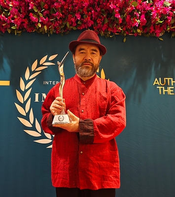 Chinese Author Xuemo Wins 2026 Global Bridge Award, as "Eternal Love" Earns 2026NYC Big Book Award