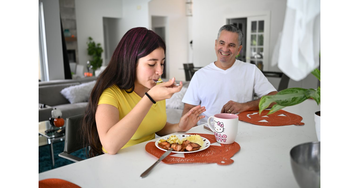 FIU study finds prebiotic fiber helped girls build more bone
