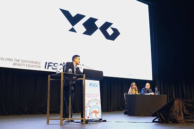 Deng Yi, R&D Director of Yatsen Group, presenting research findings at the 36th IFSCC Congress This image opens in the lightbox