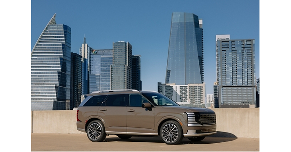 Hyundai Palisade Hybrid Earns a WardsAuto 10 Best Engines & Propulsion Systems Award