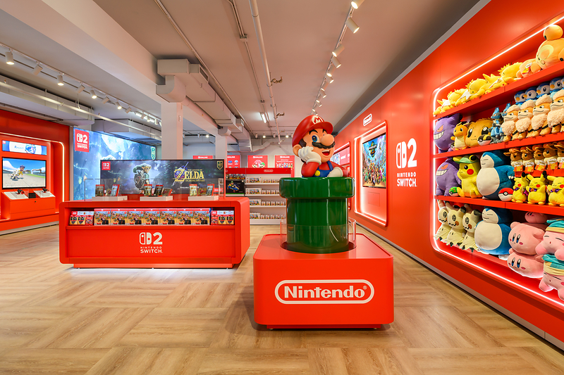 FIRST LOOK: NINTENDO'S FIRST-EVER STORE-WITHIN-A-STORE EXPERIENCE IN NORTH AMERICA ARRIVES IN TORONTO