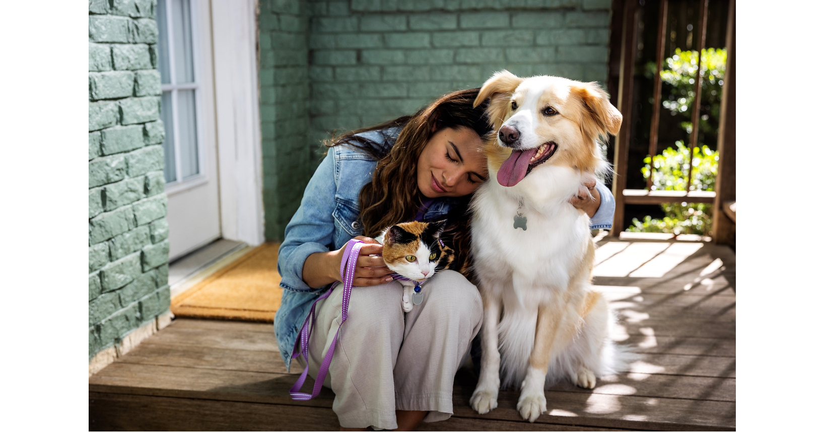 Purina and RedRover Mark Domestic Violence Awareness Month by Announcing 2026 Purple Leash Project Grant Recipients