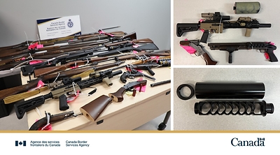 Un assortiment d’armes d’épaule, d’armes à feu prohibées et à autorisation restreinte, de silencieux et de dispositifs prohibés saisis par l’ASFC en février 2026.