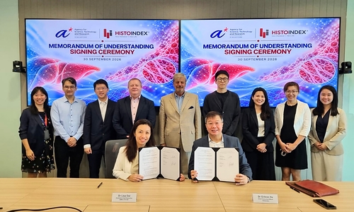 Dr Lisa Ooi, Assistant Chief Executive of A*STAR’s Biomedical Research Council (BMRC) and Dr Gideon Ho, Chief Executive Officer of HistoIndex (seated at the front) with representatives from A*STAR and HistoIndex at the MoU signing ceremony on 30 September 2026. Dr Lisa Ooi, Assistant Chief Executive of A*STAR’s Biomedical Research Council (BMRC) and Dr Gideon Ho, Chief Executive Officer of HistoIndex (seated at the front) with representatives from A*STAR and HistoIndex at the MoU signing ceremony on 30 September 2026.