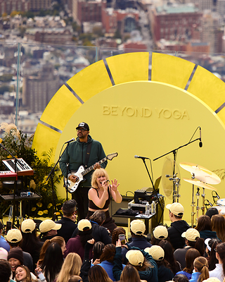 BEYOND YOGA BRINGS SEEK BEYOND: OPEN AIR TO NYC, CELEBRATING JOY, MOVEMENT AND COMMUNITY WITH NATASHA BEDINGFIELD
