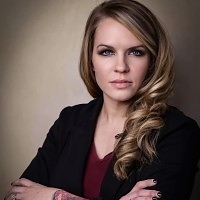 The Inner Circle acknowledges Sarah R Weede, as a Pinnacle Professional Member Inner Circle of Excellence