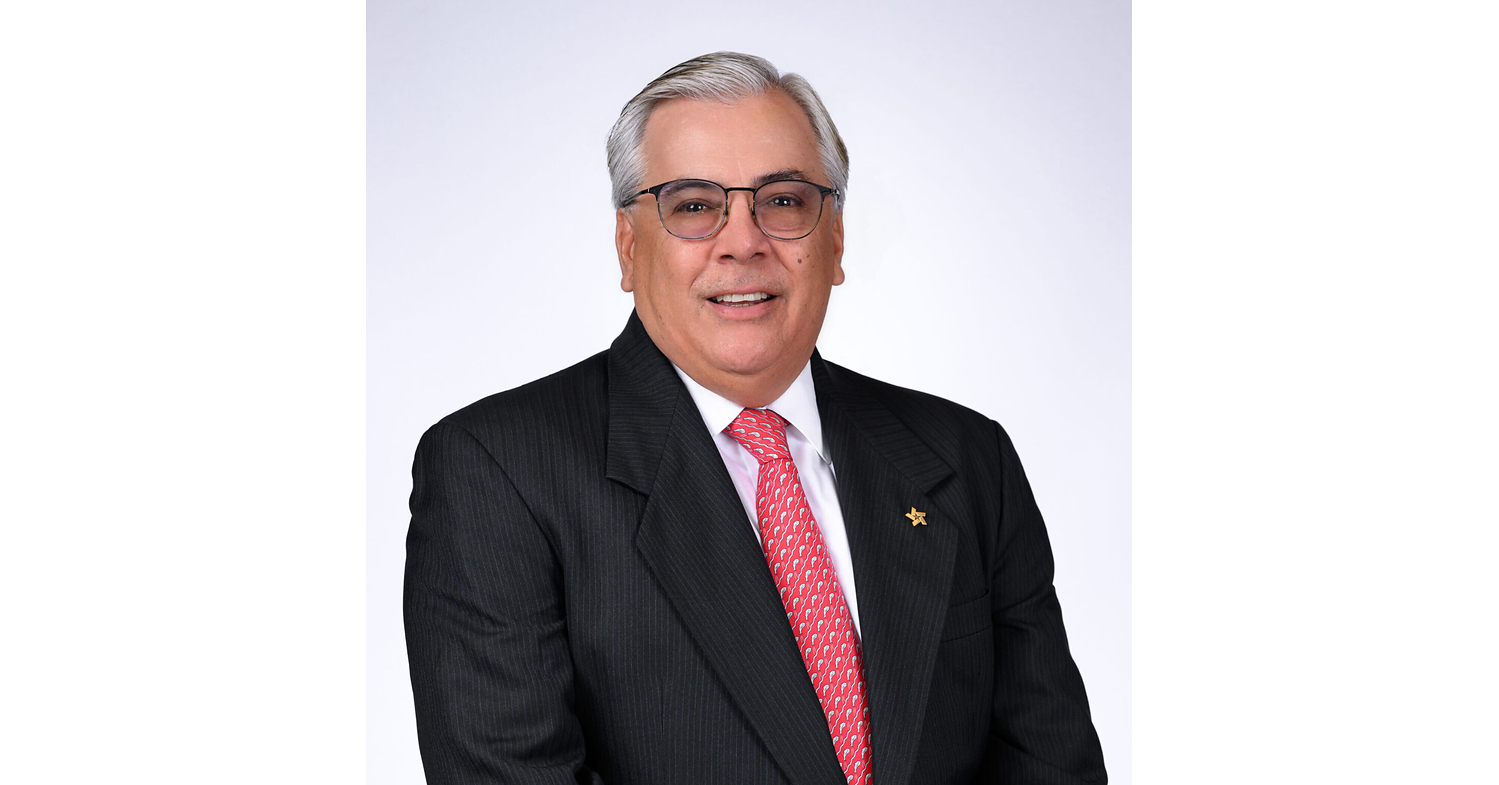 Noé Hinojosa Jr. of TRB Securities Receives 2026 Hispanic Business Salute Award