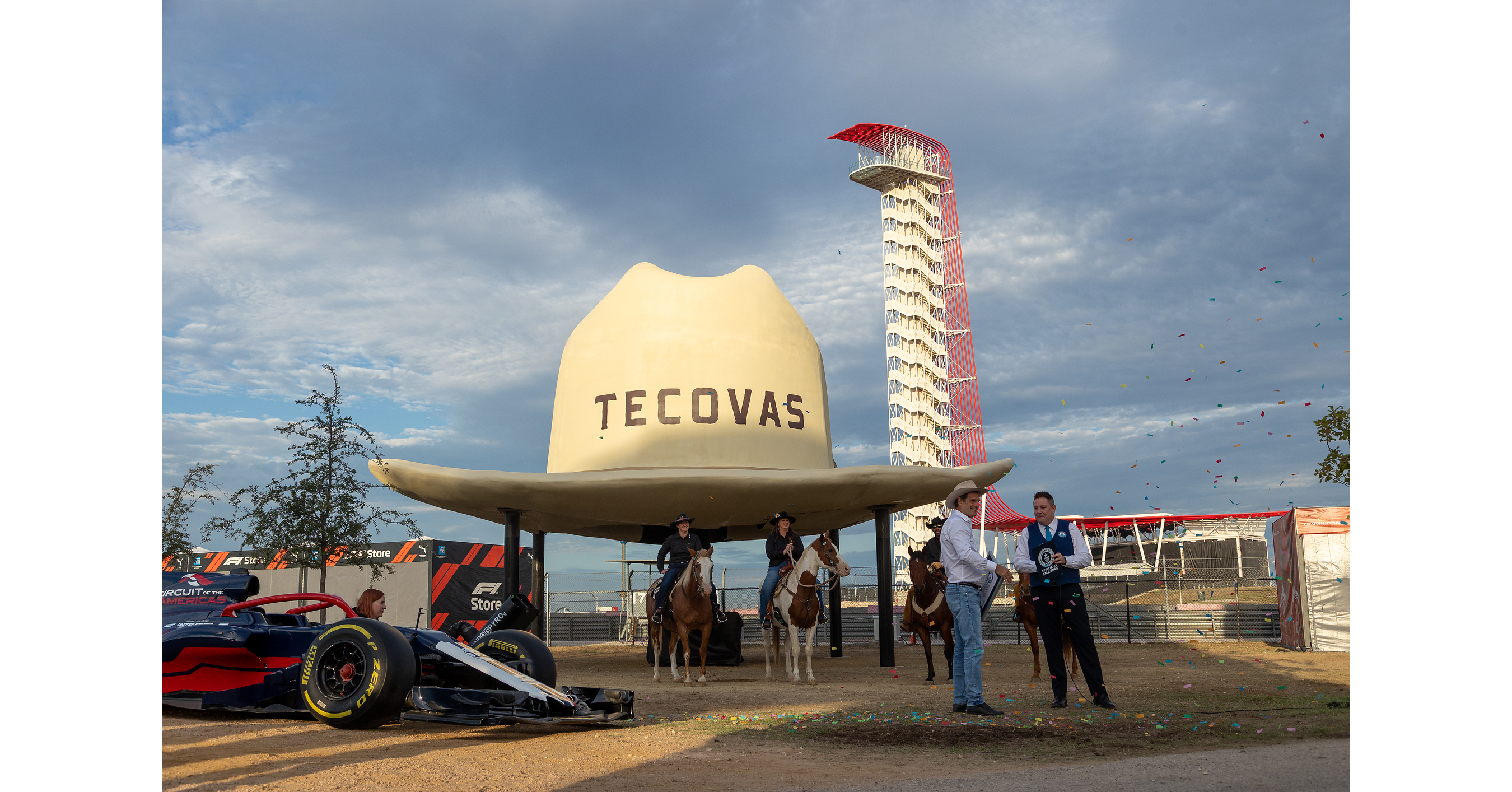 CIRCUIT OF THE AMERICAS AND TECOVAS TEAM UP TO UNVEIL THE "WORLD'S LARGEST COWBOY HAT" AHEAD OF THE FORMULA 1 UNITED STATES GRAND PRIX