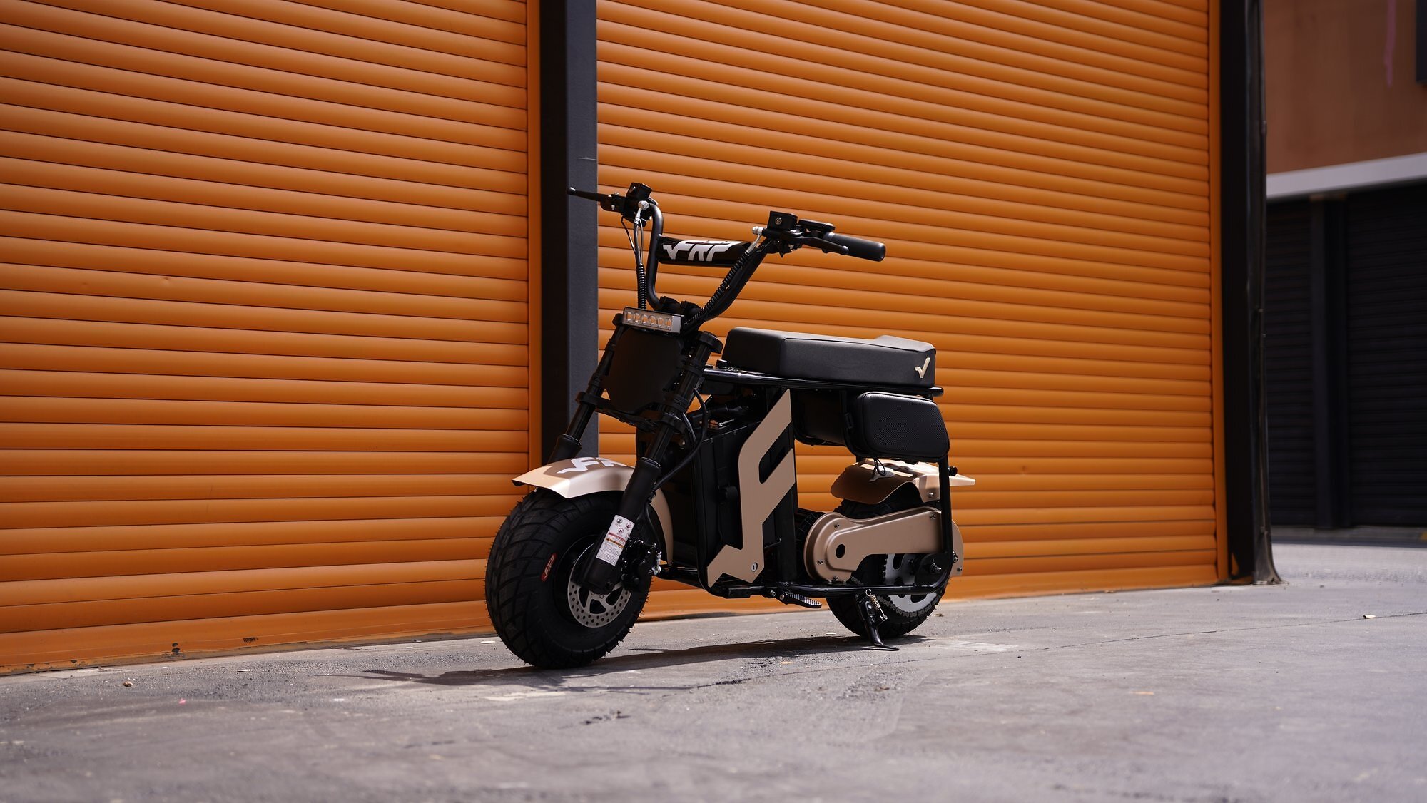 FRP Moto lance le mini-vélo électrique M3 avec une vitesse de pointe de 55 mph