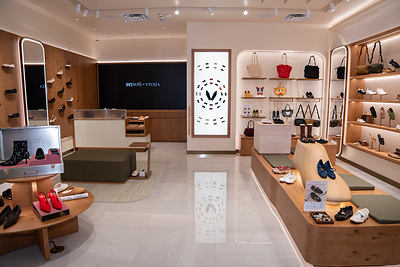 VIVAIA Opens First Florida Store at The Florida Mall in Orlando