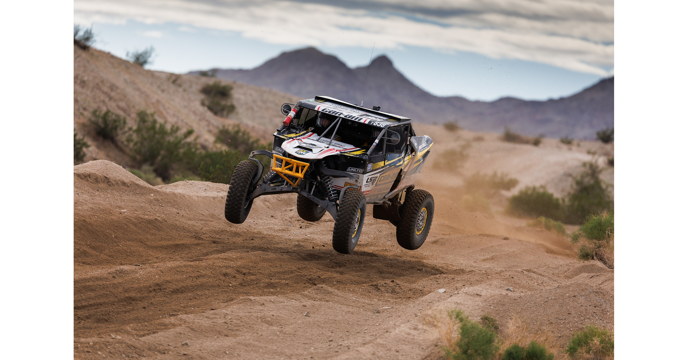 Phil Blurton wins inaugural American Off-Road Racing Championship UTV ...