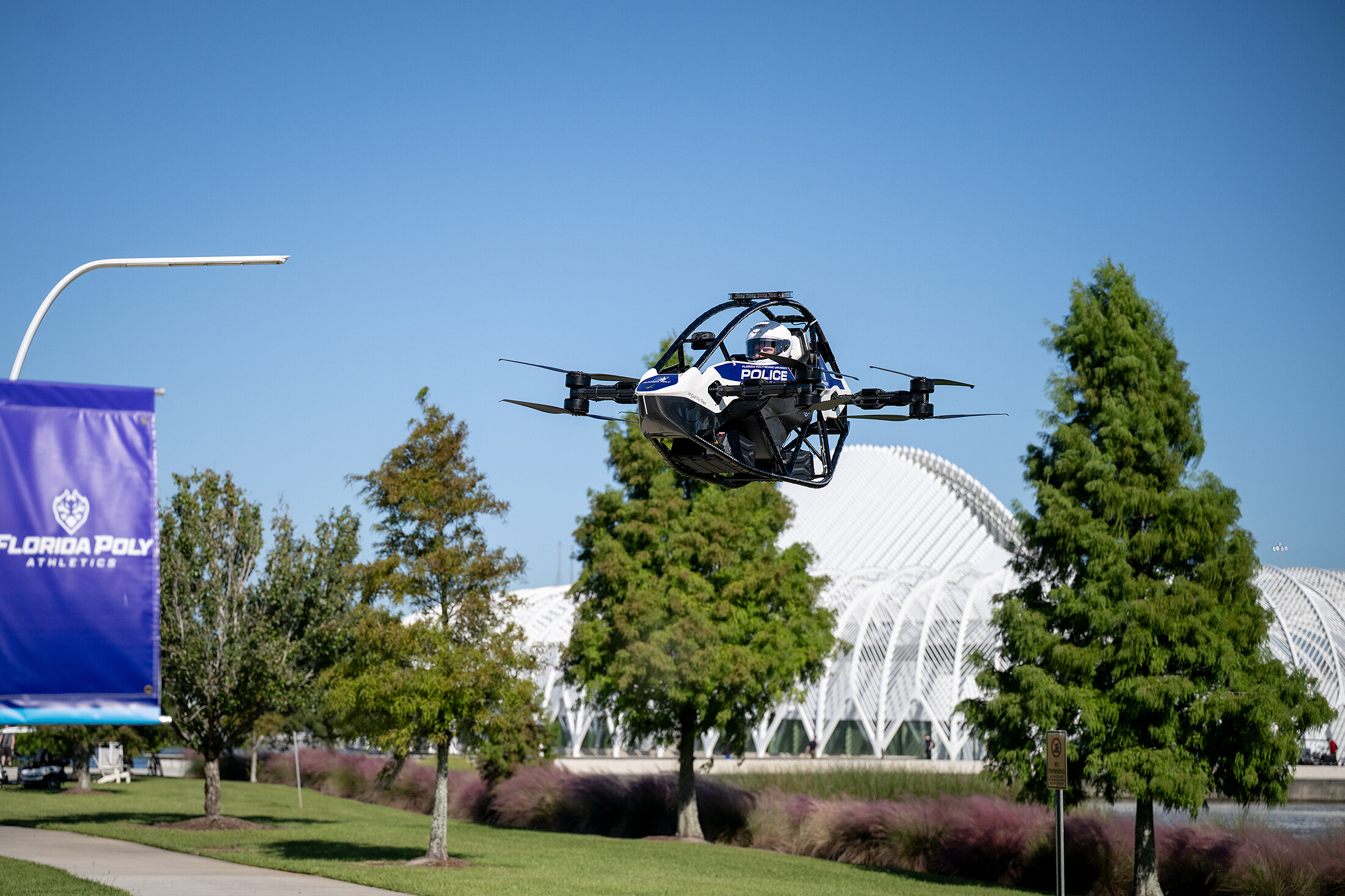 La police de la Florida Polytechnic University déploie un véhicule eVTOL