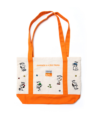 Peanuts x Best Friends Tote Bag (Photo Credit: Best Friends Animal Society. © 2026 Peanuts Worldwide LLC)