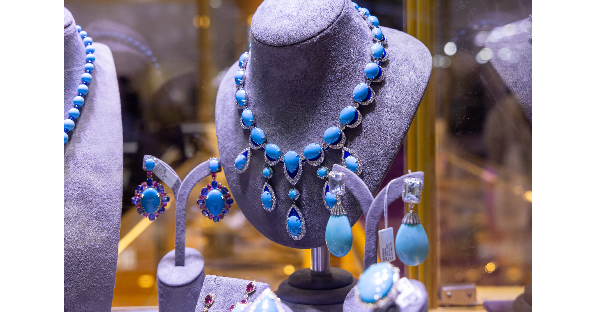 JIS Fall 2026 Welcomes 11,000 Jewelry Professionals to Miami Beach for Holiday Buying and Connection