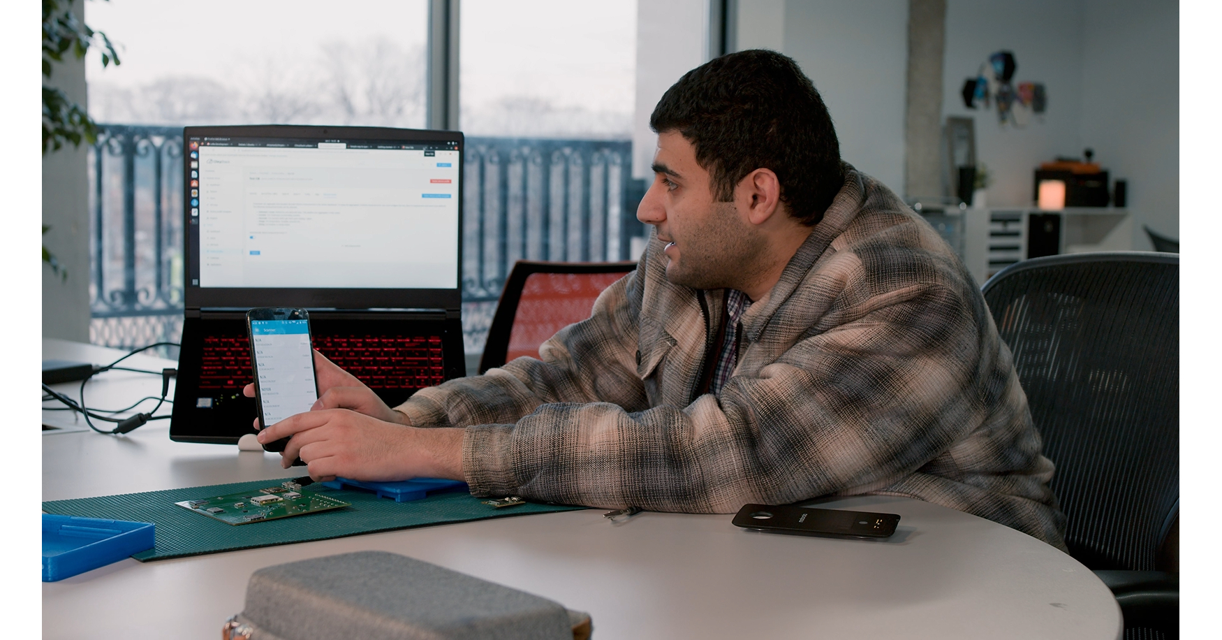 Riemann Computing Releases 13B Parameter AI Model Demo, Aims at Disrupting Model Training Costs