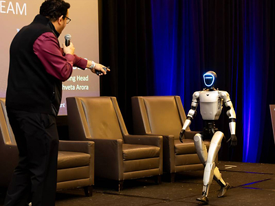 Humanoid Robot SKYE Draws Crowds at NAEC 2026 in Adams Elevator Booth at McCormick Place